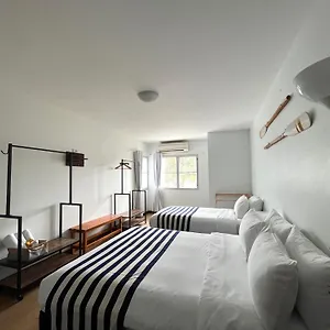 Bed & Breakfast Nautical & Seashell House